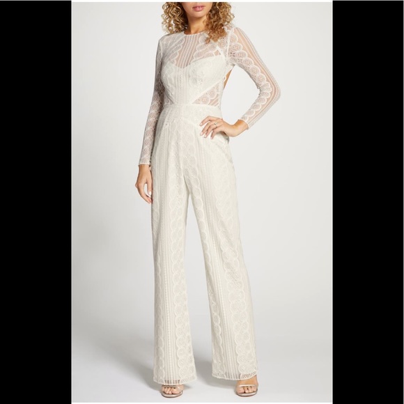 Long sleeve backless white/ivory jumpsuit (4) - Picture 13 of 16
